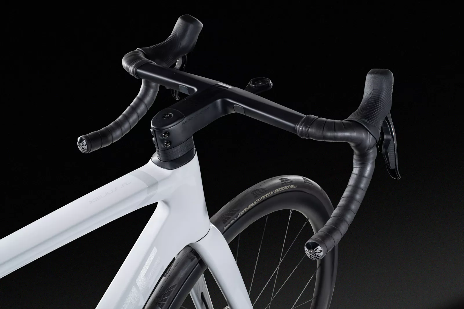 Vélo de route Lapierre Xelius SL 8.0 AXS 2024 – Image 3