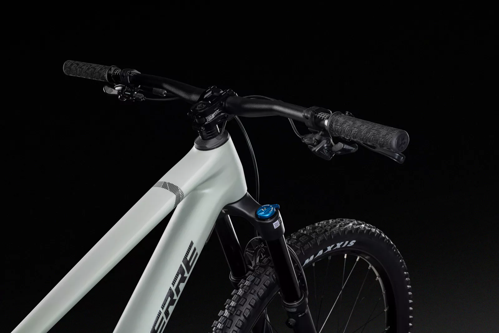 Zesty-CF-6.9-Lapierre-MY24-2025-2.webp