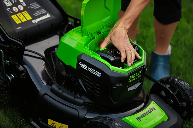 Tondeuse sur batterie GREENWORKS , 48 V, l.46 cm – Image 6