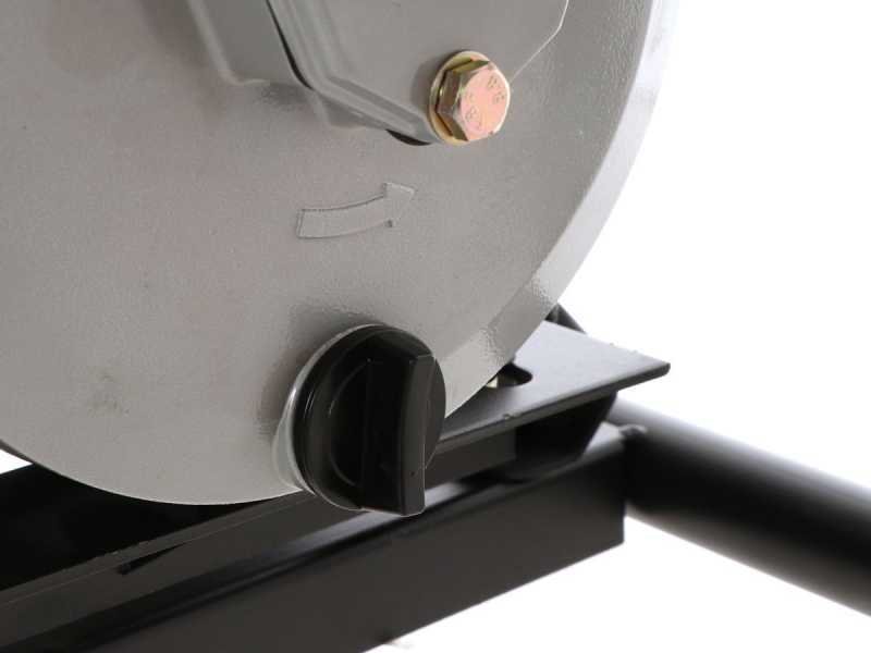 motopompe-thermique-blackstone-bd-5000-raccords-50-mm-2-pouces-auto-amorage-5-5-hp-euro-5-diesel-caractristiques-techniques-de-la-pompe-24012_1_1592293468_IMG_5ee8785cc073e.jpg