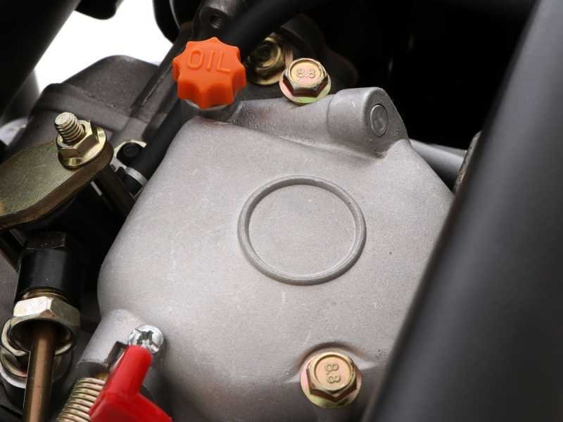 motopompe-thermique-blackstone-bd-5000-raccords-50-mm-2-pouces-auto-amorage-5-5-hp-euro-5-diesel-caractristiques-techniques-du-moteur-24012_3_1592291423_IMG_5ee8705f88b6e.jpg