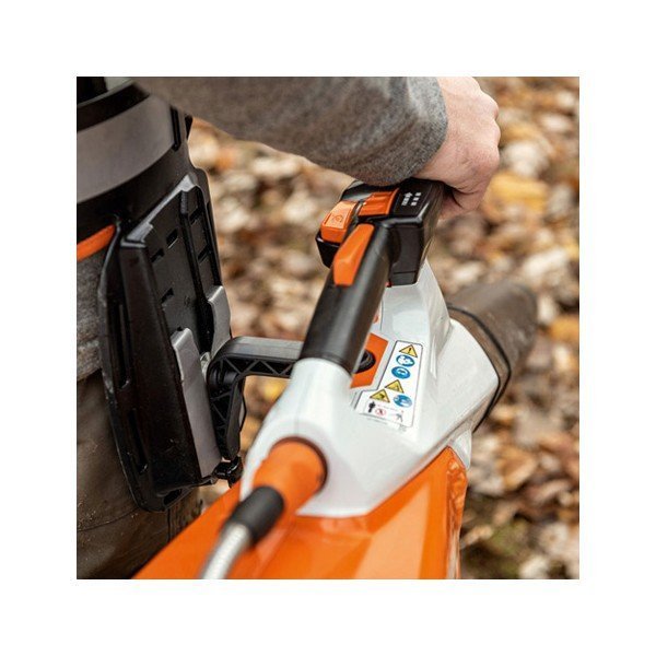 souffleur-a-batterie-bga200-nu-accessoire-portatif-hanches-stihl-8.jpg